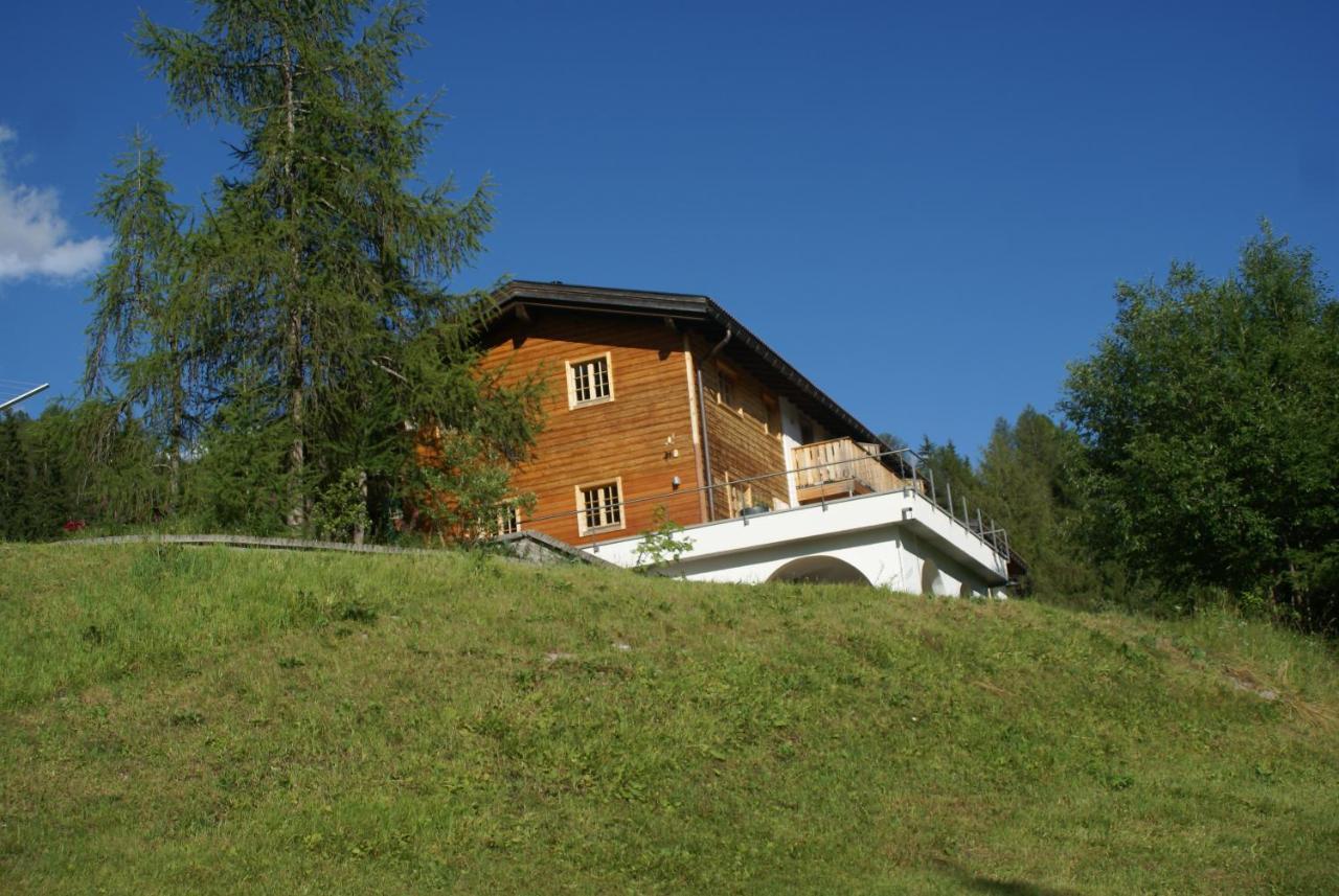 Hotel Chasa Al Battaporta Tschierv Exteriér fotografie
